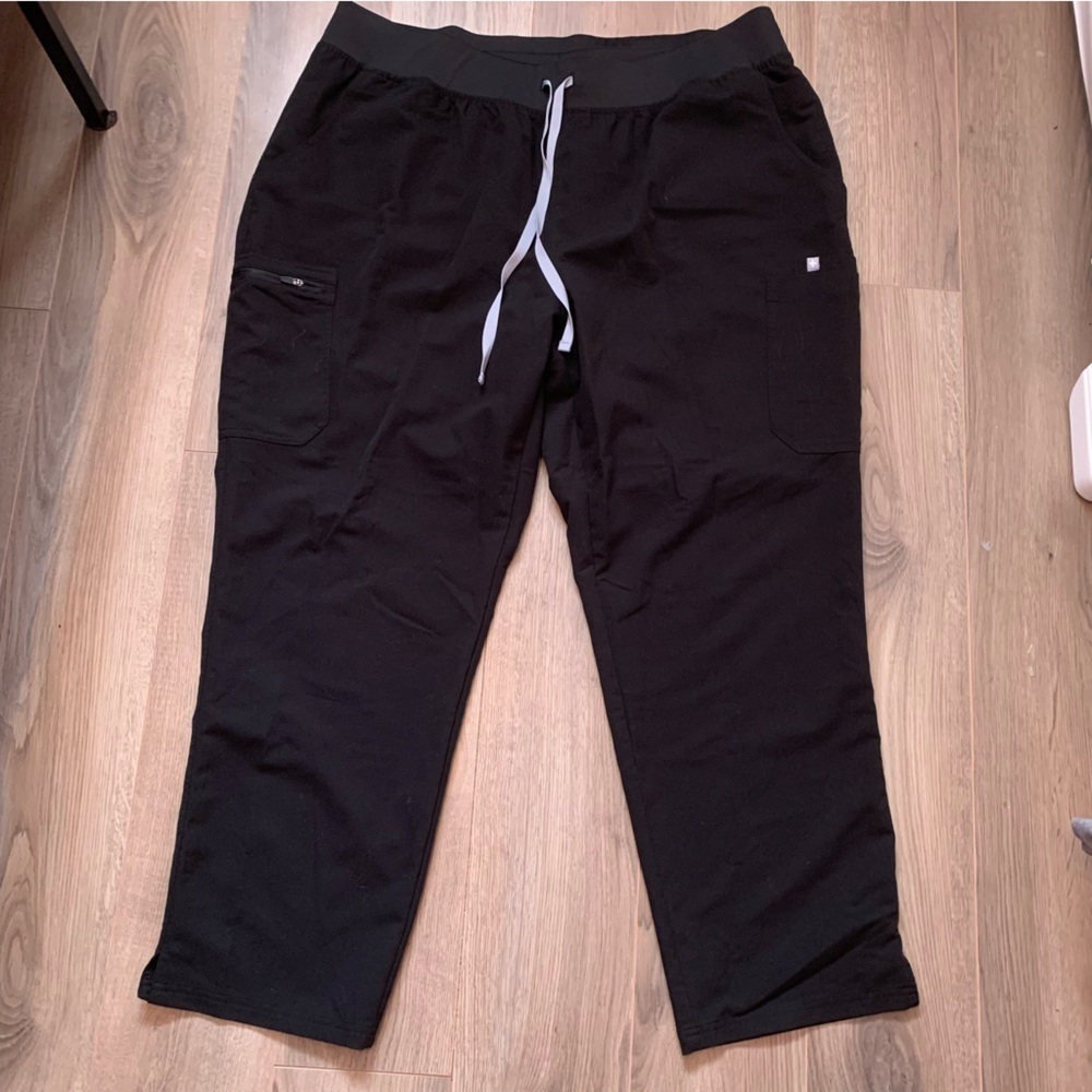 Figs Scrub Pants - Picture 2 of 9